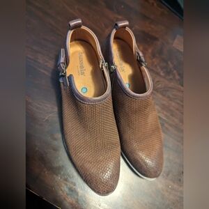 Bussola Textured  Alameda Alton Booties, Womens Size 38 (7), Mississippi Brown